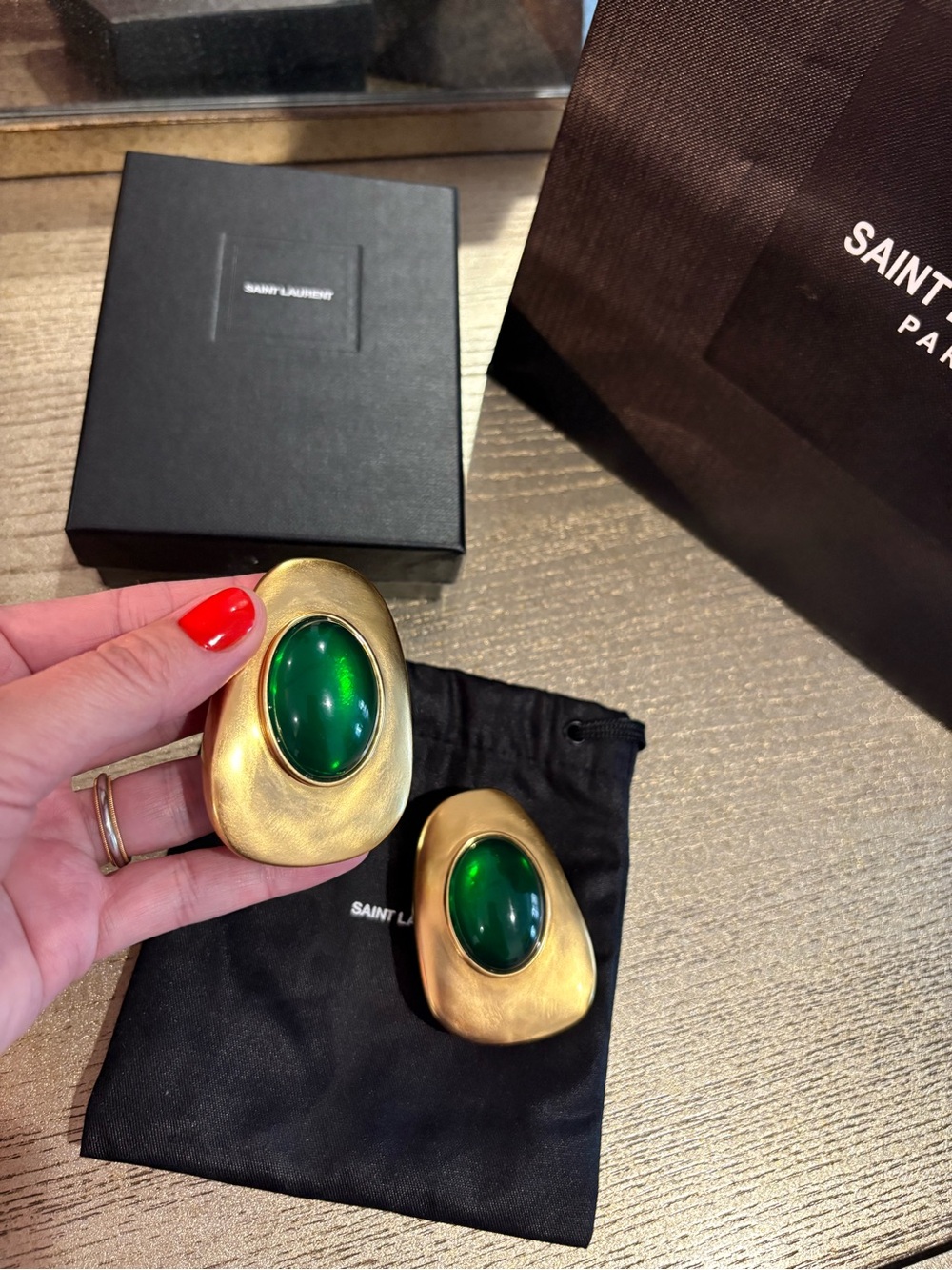 SAINT LAURENT Cabochon Clip-On Earrings Gold Tone Metal Green Resin Gemstone - Picture 13 of 16